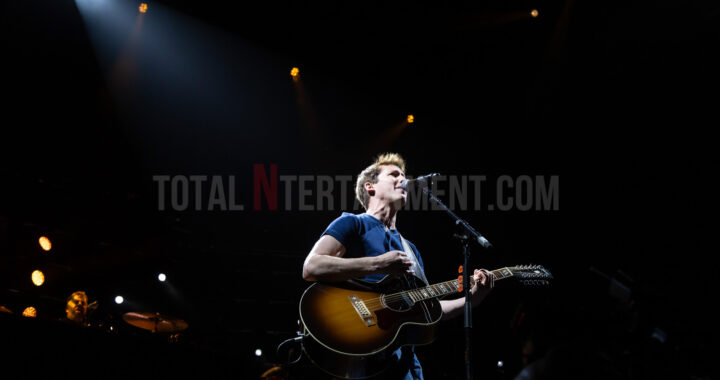 James Blunt live at Leeds Arena