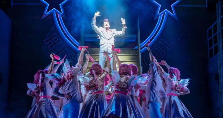Peter Andre returns to the 2020 tour of Grease