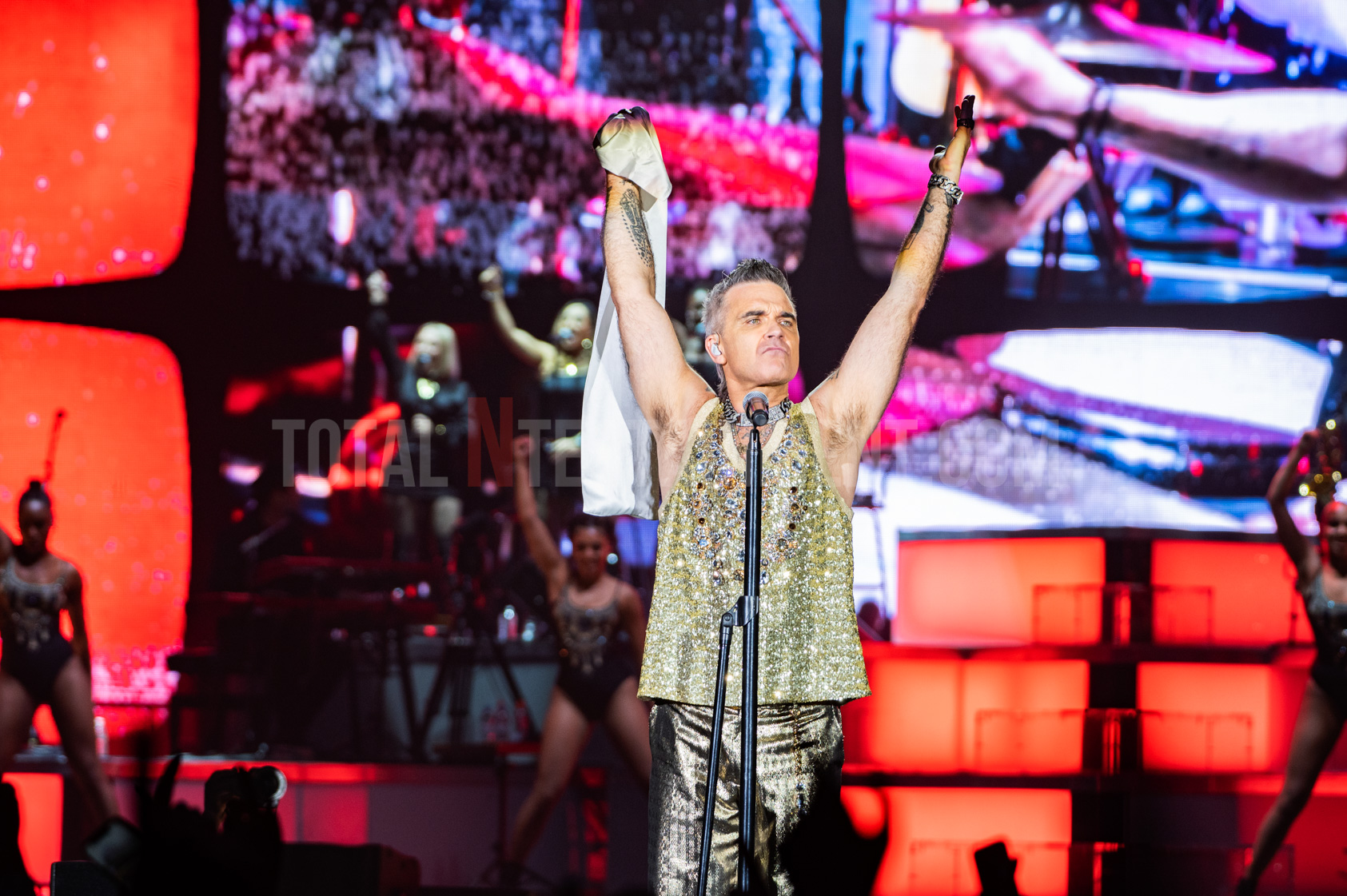 Robbie Williams, Music, Live Event, Gary Mather, TotalNtertainment