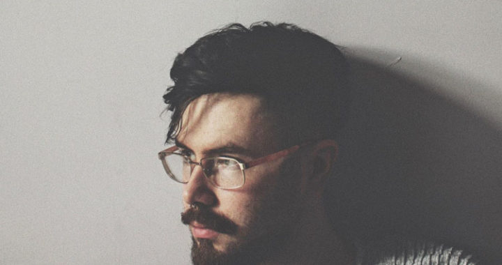 Robert Grace, Irish Pop Artist releases ‘Fake Fine’