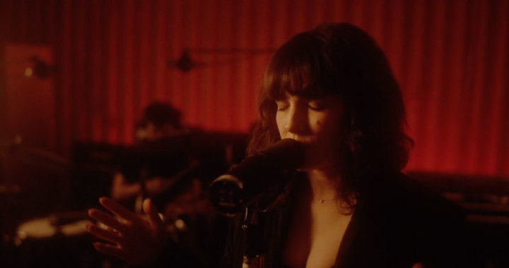 Robinson releases video for ‘Don’t Say’