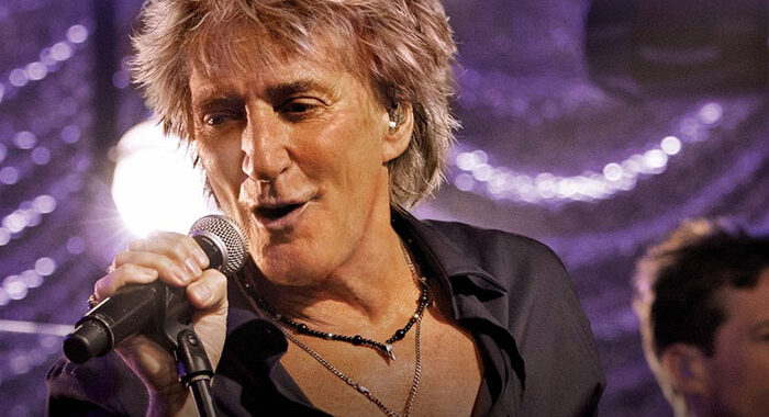 Rod Stewart to release moving video for ‘Touchline’