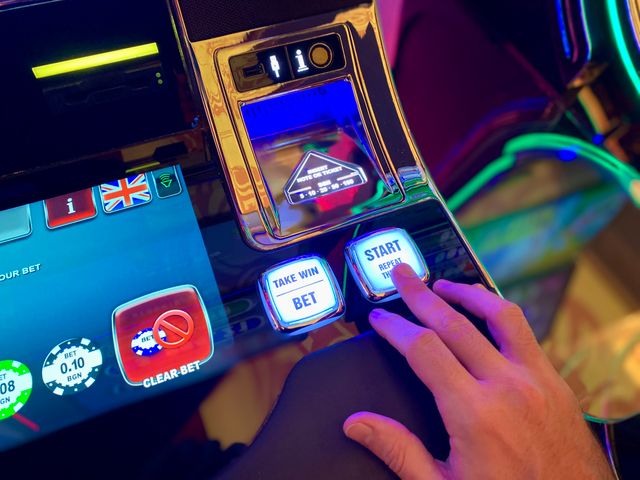 Why Two Slots With the Same RTP Can Feel Different to Play Slots