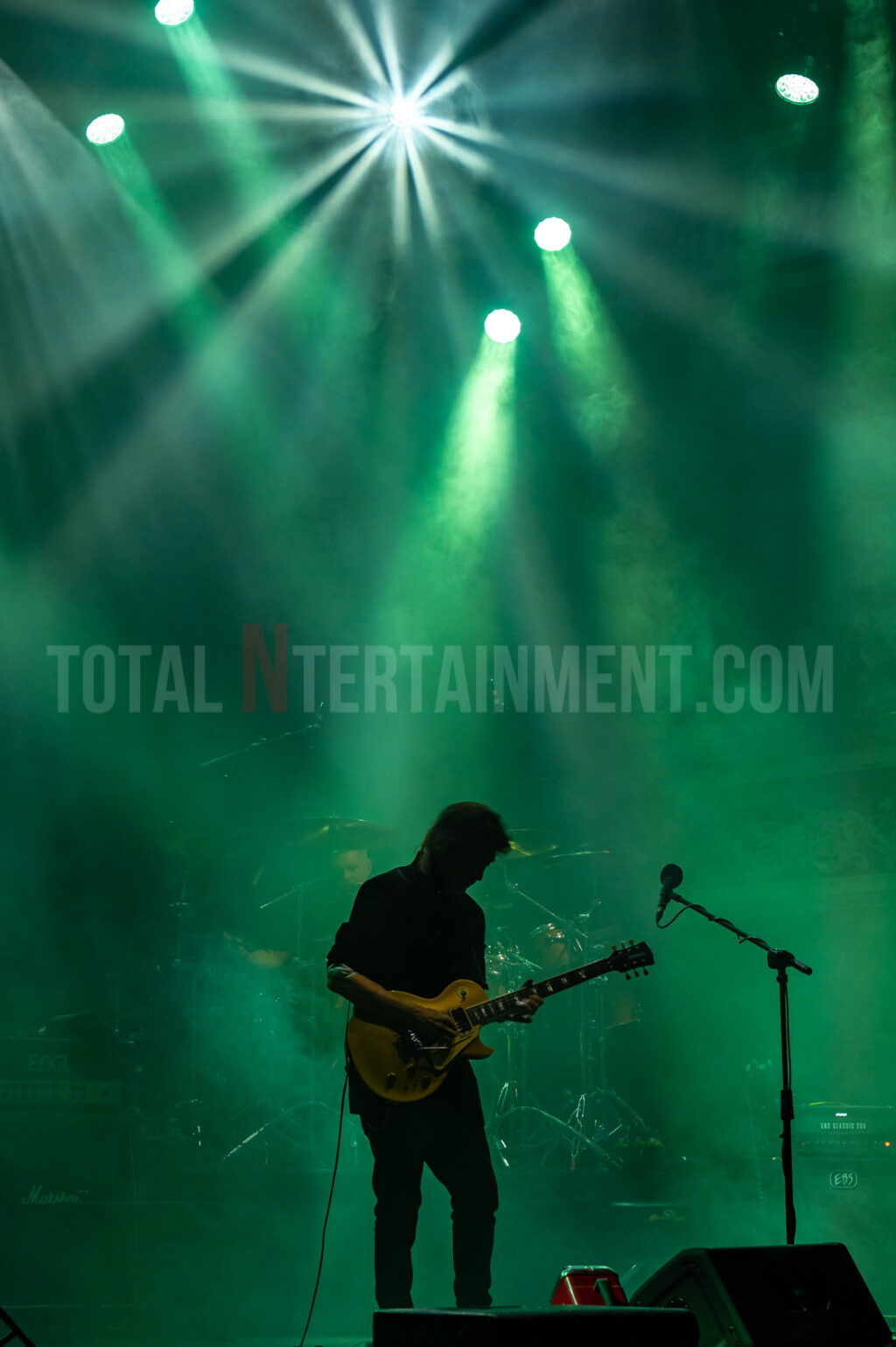 Steve Hackett, Genesis Revisited, Mark Ellis, Music Review, TotalNtertainment, Seconds Out + More