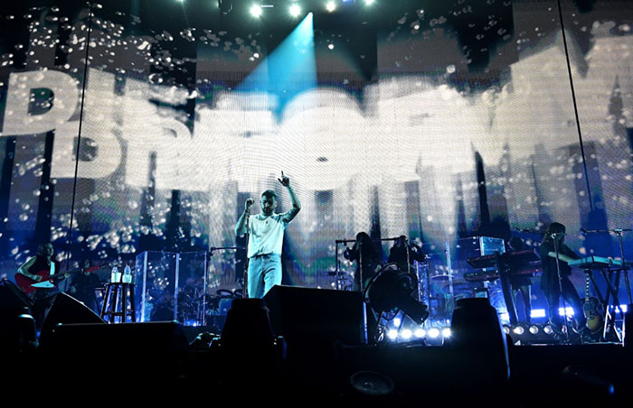 ZAYN debuts new single in Las Vegas Zayn