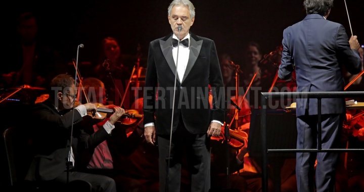 Andrea Bocelli wows crowd with effortless perfection