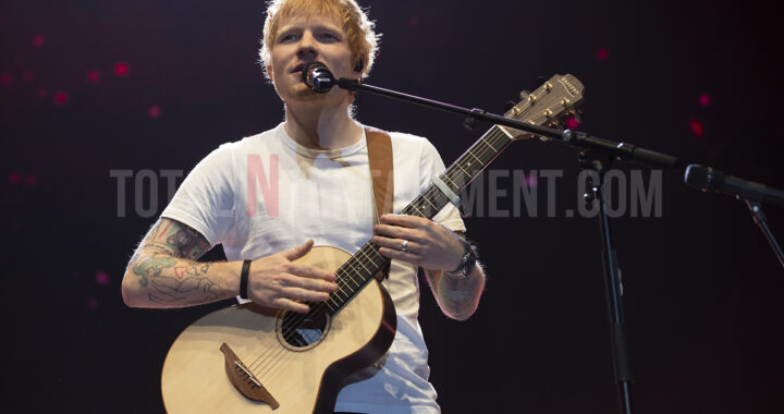 Ed Sheeran delights fans at Radio City live