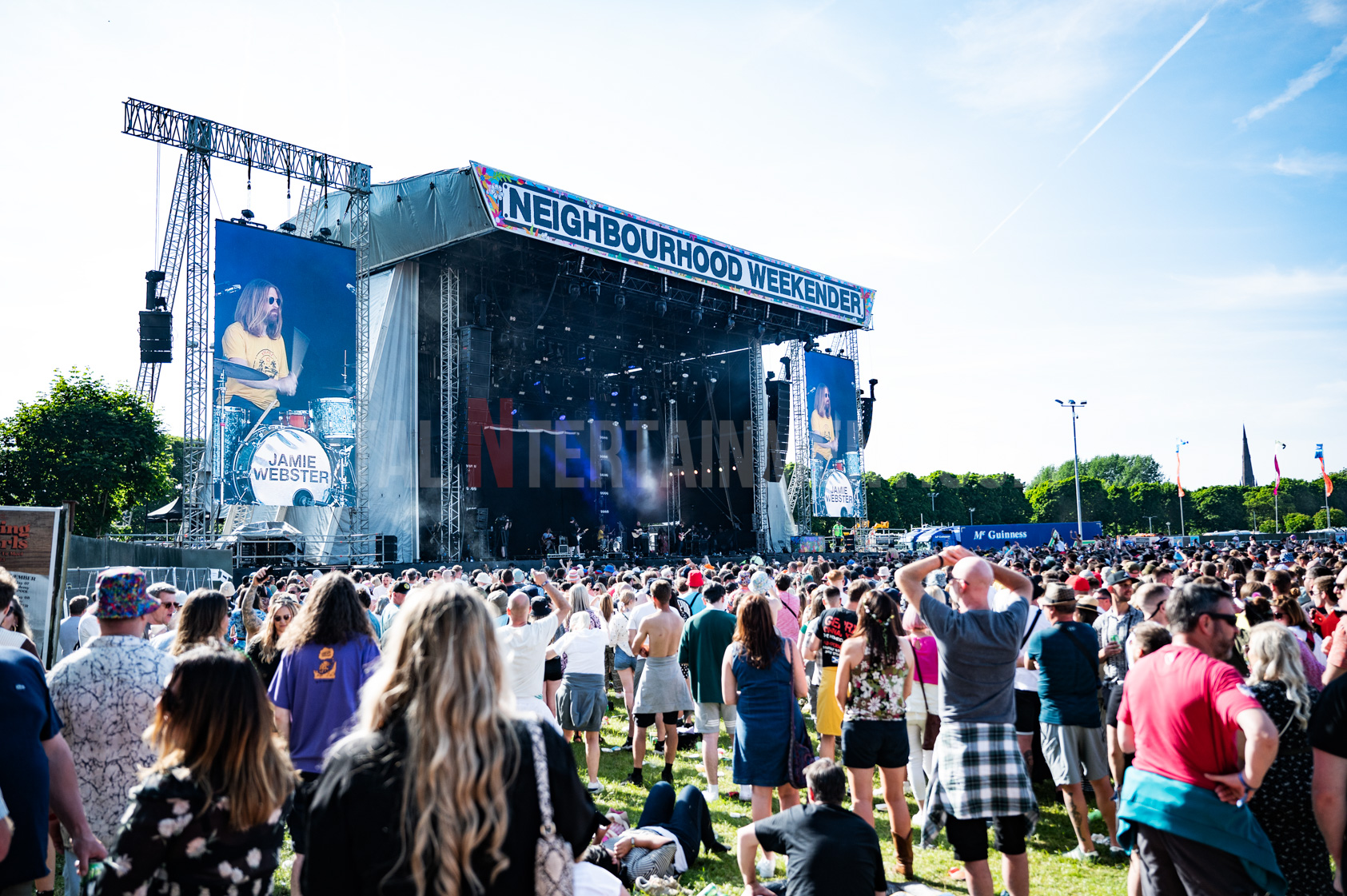 Neighbourhood Weekender: Day One review - Kicking the summer off