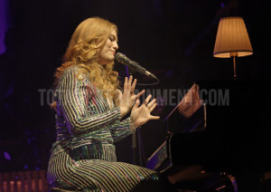 Freya Ridings, Manchester, Sakura, Review, Music, TotalNtertainment