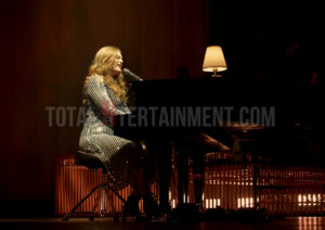 Freya Ridings, Manchester, Sakura, Review, Music, TotalNtertainment