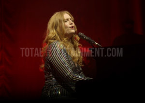 Freya Ridings, Manchester, Sakura, Review, Music, TotalNtertainment