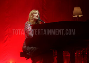 Freya Ridings, Manchester, Sakura, Review, Music, TotalNtertainment