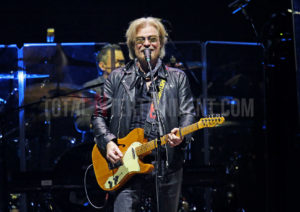 Daryl Hall, John Oates, Manchester, Review, TotalNtertainment, Sakura