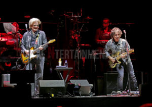 Daryl Hall, John Oates, Manchester, Review, TotalNtertainment, Sakura