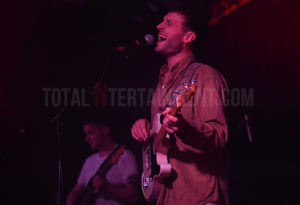 Hot Dreams, Belgrave Hall, Leeds, TotalNtertainment, graham Finney, Music