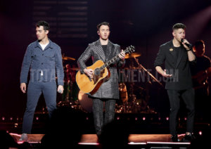 Jonas Brothers, Music, Review, Sakura, TotalNtertainment, Manchester