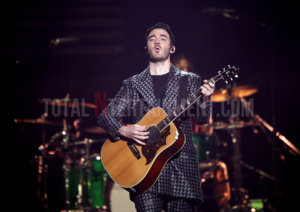 Jonas Brothers, Music, Review, Sakura, TotalNtertainment, Manchester