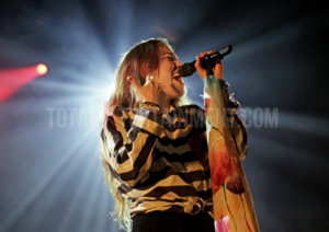 Lauren Daigle, Music, Review, Sakura, TotalNtertainment, Manchester