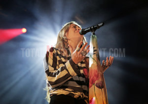 Lauren Daigle, Music, Review, Sakura, TotalNtertainment, Manchester