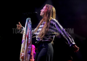 Lauren Daigle, Music, Review, Sakura, TotalNtertainment, Manchester