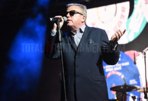 Madness, Aintree Racecourse, TotalNtertainment, Liverpool, Graham Finney, Music, Review