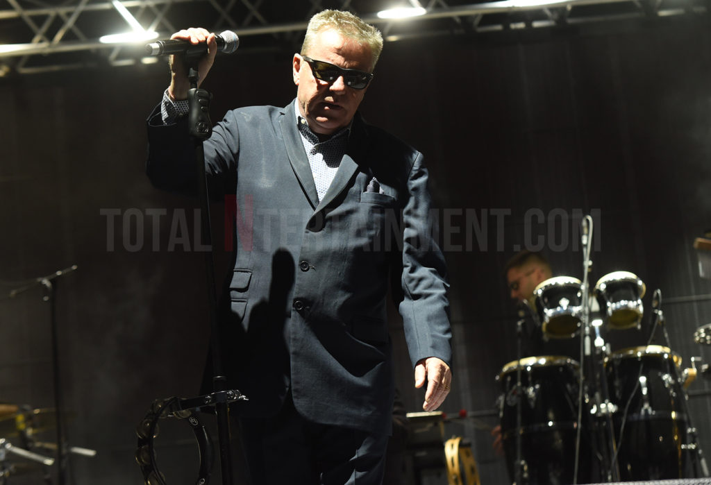Madness, Aintree Racecourse, TotalNtertainment, Liverpool, Graham Finney, Music, Review