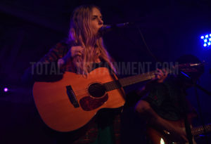 Megan Davies, Review, Graham Finney, TotalNtertainment, Manchester, Deaf Institute