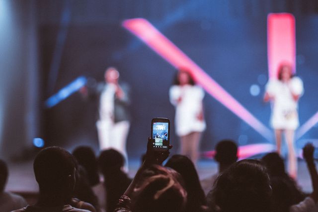 Live Formats