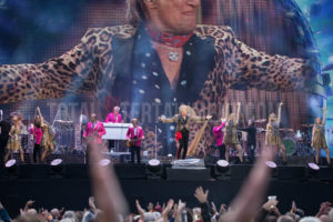 Rod Stewart, Bolton, Review, TotalNtertainment, Music, Christopher James Ryan