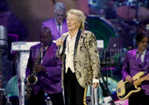 Rod Stewart, Manchester, TotalNtertainment, Review, Sakura