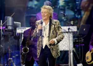 Rod Stewart, Manchester, TotalNtertainment, Review, Sakura