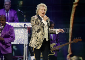 Rod Stewart, Manchester, TotalNtertainment, Review, Sakura