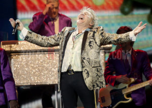 Rod Stewart, Manchester, TotalNtertainment, Review, Sakura