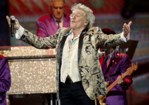 Rod Stewart, Manchester, TotalNtertainment, Review, Sakura