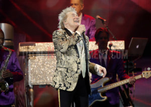 Rod Stewart, Manchester, TotalNtertainment, Review, Sakura