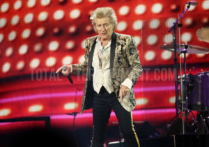 Rod Stewart, Manchester, TotalNtertainment, Review, Sakura