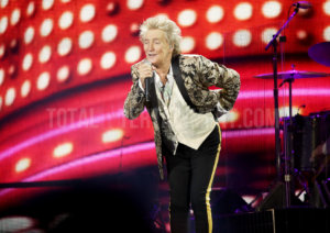 Rod Stewart, Manchester, TotalNtertainment, Review, Sakura