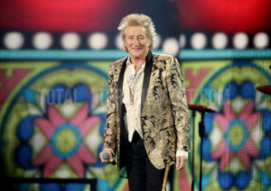 Rod Stewart, Manchester, TotalNtertainment, Review, Sakura