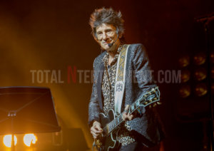 Ronnie Wood, Music, Manchester, TotalNtertainment, Review, Sakura, Rolling Stones