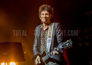 Ronnie Wood, Music, Manchester, TotalNtertainment, Review, Sakura, Rolling Stones