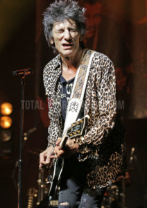 Ronnie Wood, Music, Manchester, TotalNtertainment, Review, Sakura, Rolling Stones