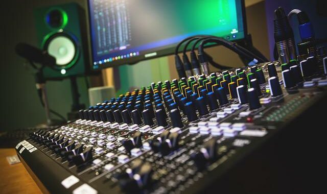 YouTube Streaming Channels About Music