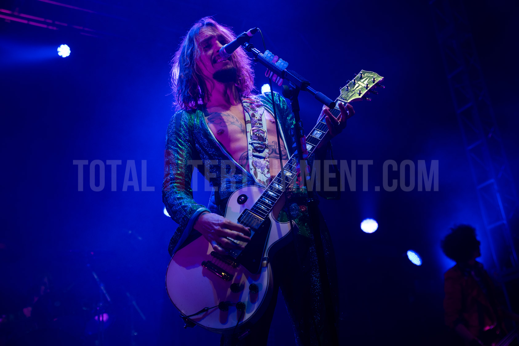 The Darkness, Leeds, O2 Academy, Graham Finney, music, totalntertainment