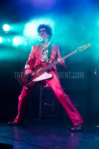 The Darkness, Leeds, O2 Academy, Graham Finney, music, totalntertainment