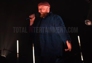 Tom Walker, Manchester, Graham Finney, Review, TotalNtertainment, Music