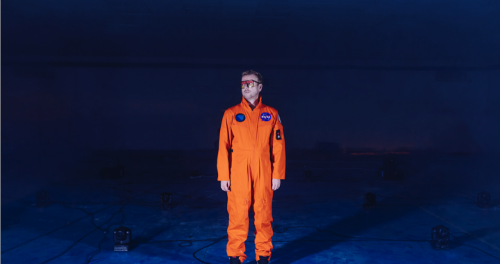 HELLO COSMOS – Announce “From The Ground Up”